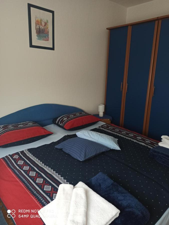 Happy Home Gospic Bagian luar foto