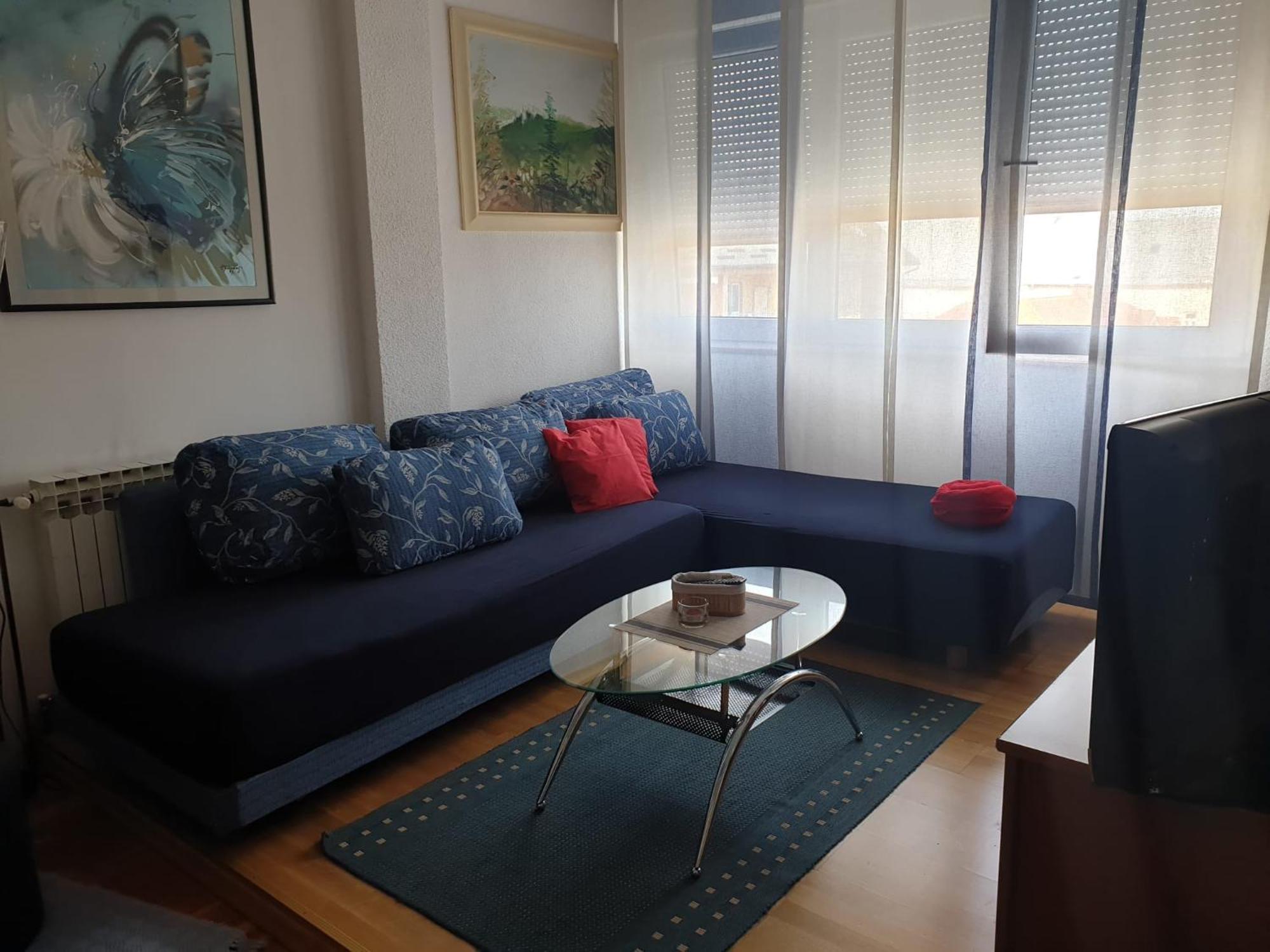 Happy Home Gospic Bagian luar foto